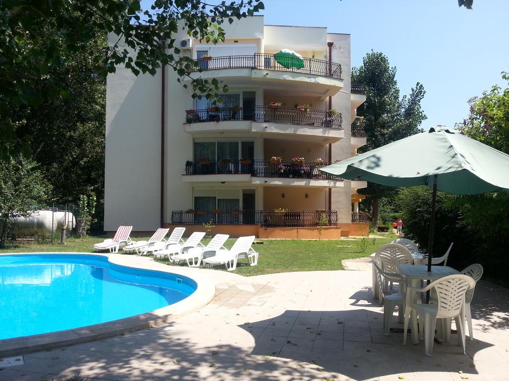 Club Topaz Apartments Neptun Exterior photo