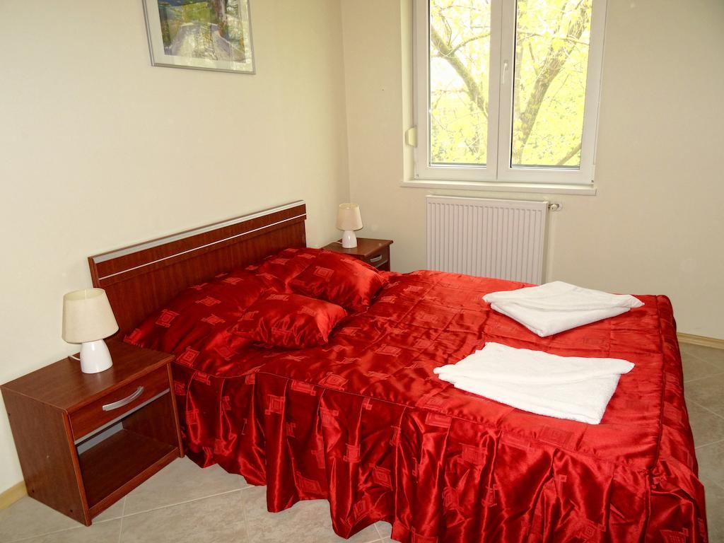 Club Topaz Apartments Neptun Room photo