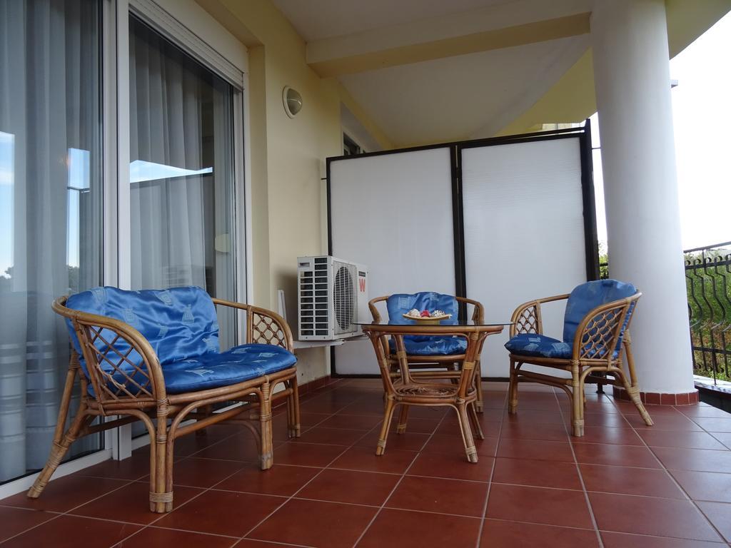 Club Topaz Apartments Neptun Exterior photo
