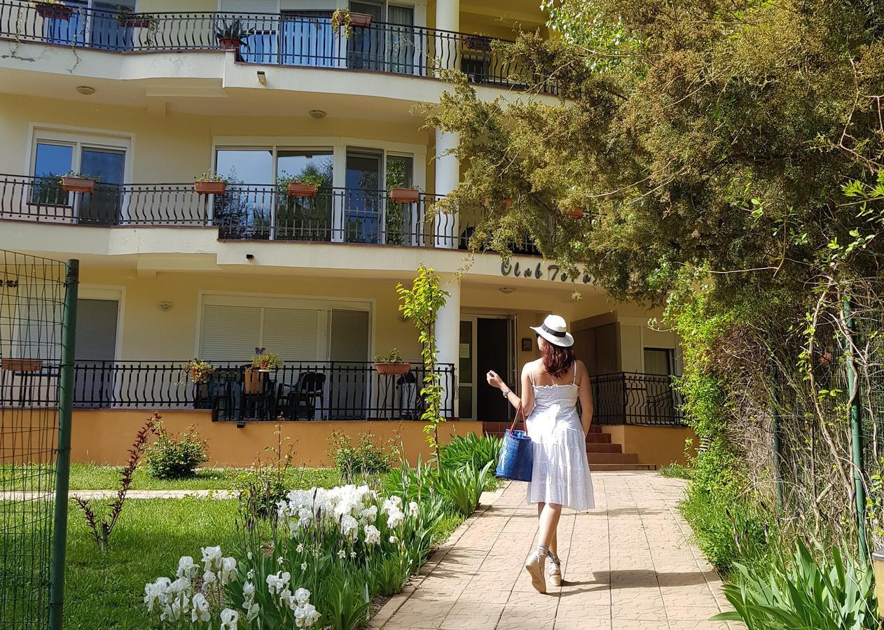 Club Topaz Apartments Neptun Exterior photo